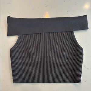 Babaton Sculpt Knit Off The Shoulder Crop Tank